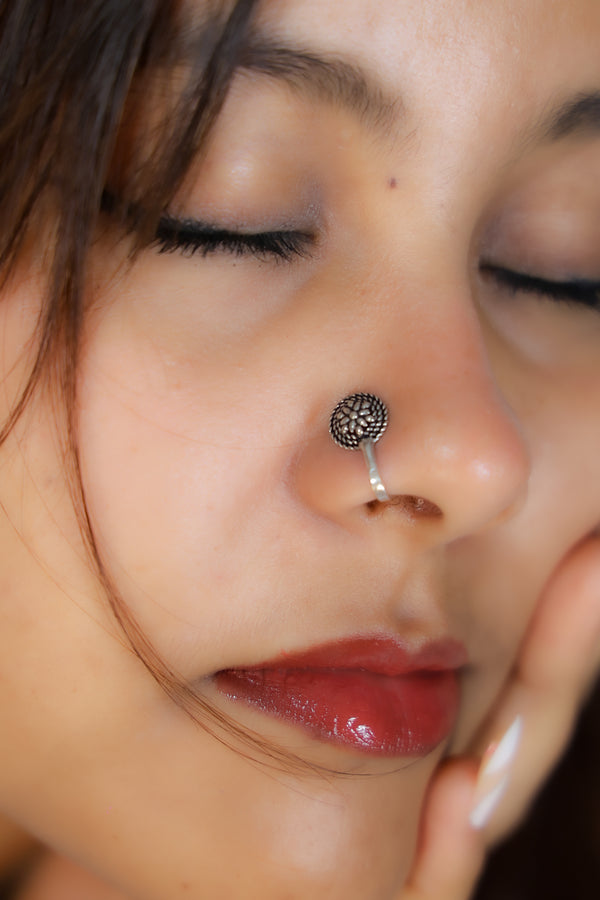 Noor Veda-Piercing Free: Clip On,Fully Adjustable,Comfort Fit,Free Sized