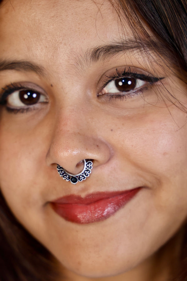 Amaaya-Piercing Free: Clip On,Fully Adjustable,Comfort Fit,Free Sized