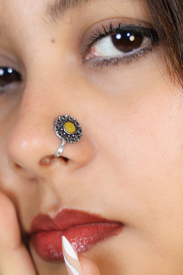 Aarzoo Nath-Piercing Free: Clip On,Fully Adjustable,Comfort Fit,Free Sized