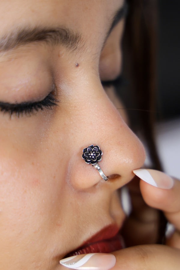 Mukti Saaj-Piercing Free: Clip On,Fully Adjustable,Comfort Fit,Free Sized