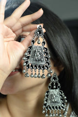 Sara Jhumka