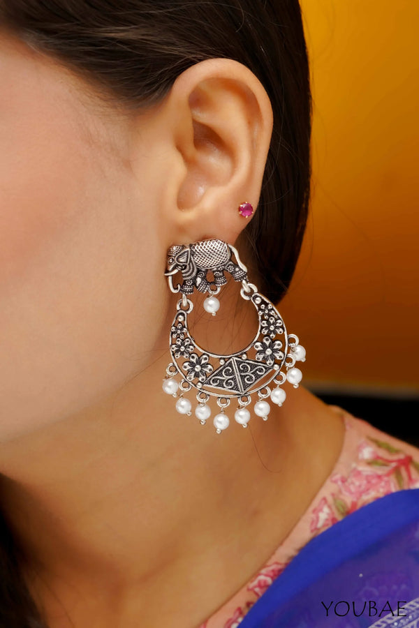 Haasi Pearl Earrings