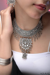Pariwish Oxidised Neckpiece
