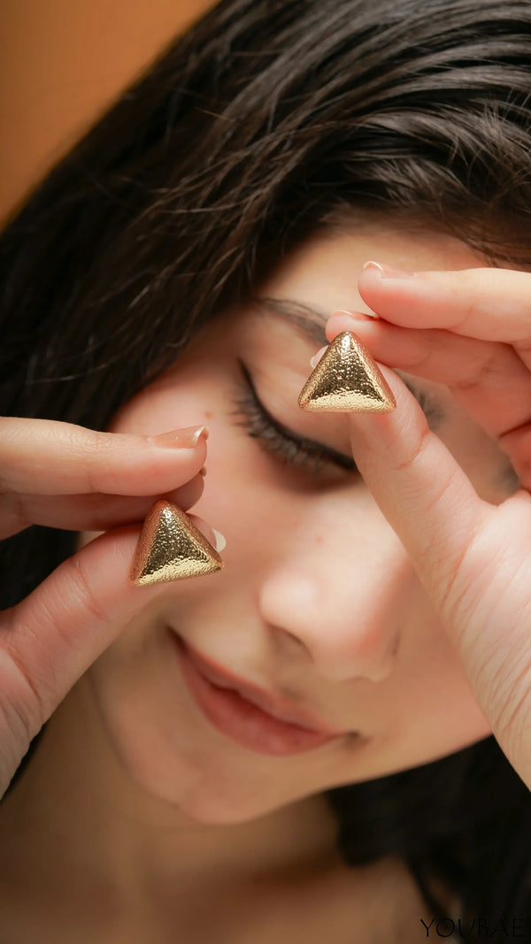 Triangle Chunky Studs