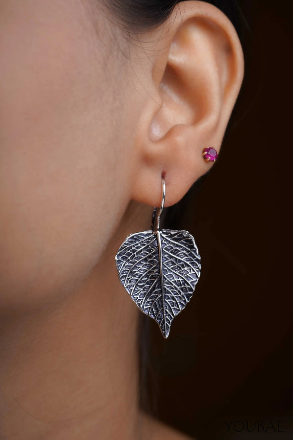 Vintage Leaf Drop Earrings