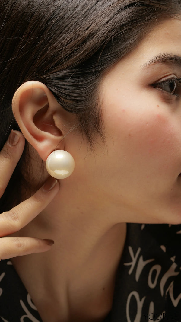 White Moon Pearl Studs